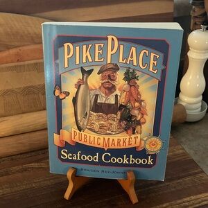 Pike Place Seafood Cookbook